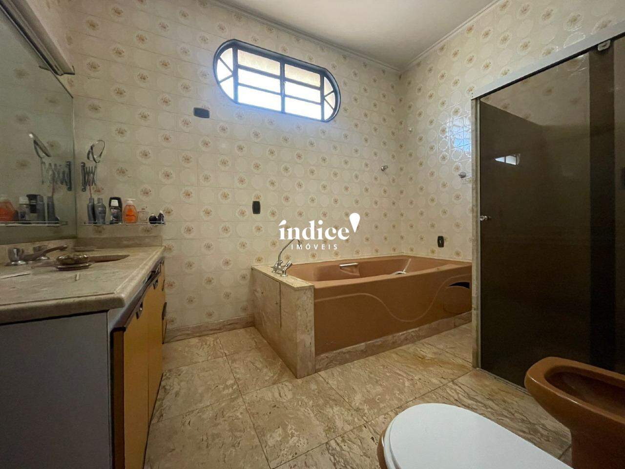 Casa Comercial para para aluguel no Centro na cidade de Ribeirão Preto: 