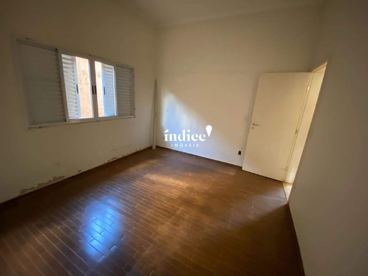Casa Comercial para para aluguel no Ribeirânia na cidade de Ribeirão Preto: 