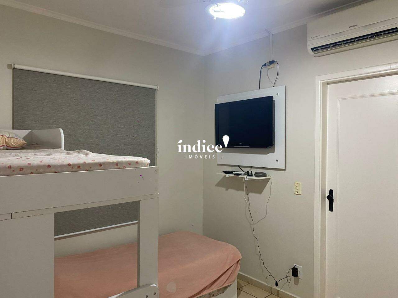 Casas Condomínio para à venda no Jardim Castelo Branco na cidade de Ribeirão Preto: 