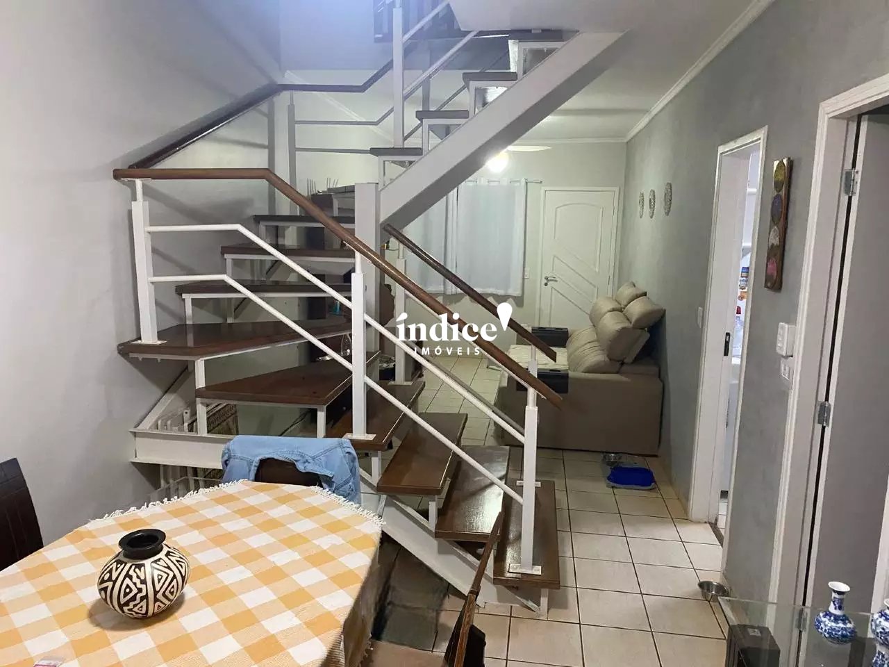 Casas Condomínio para à venda no Jardim Castelo Branco na cidade de Ribeirão Preto: 