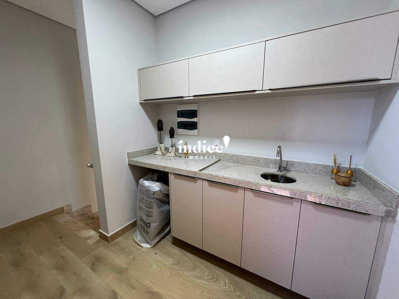Casas Condomínio para para aluguel no Alphaville na cidade de Ribeirão Preto: 