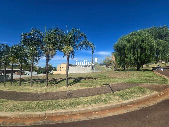 Terrenos Condomínio para à venda no Alphaville na cidade de Ribeirão Preto: 