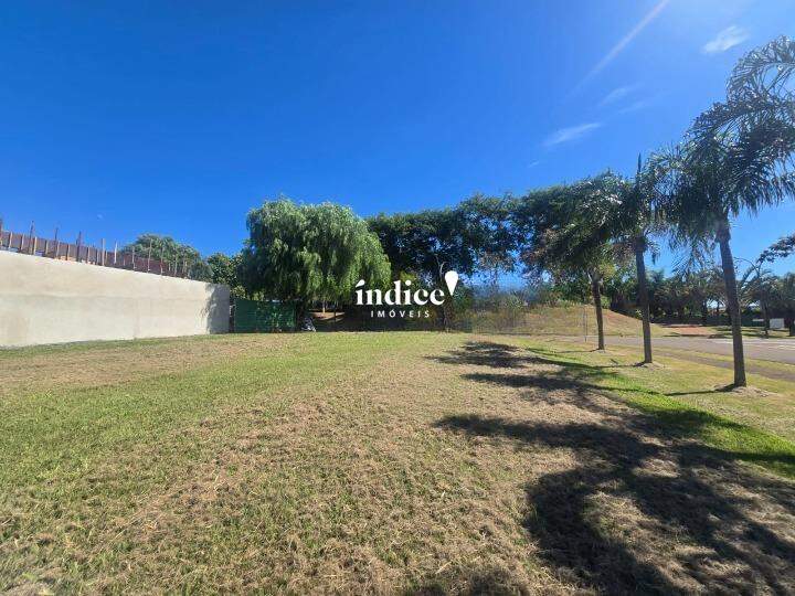 Terrenos Condomínio para à venda no Alphaville na cidade de Ribeirão Preto: 