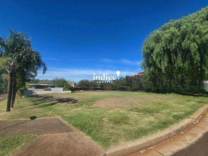 Terrenos Condomínio para à venda no Alphaville na cidade de Ribeirão Preto: 
