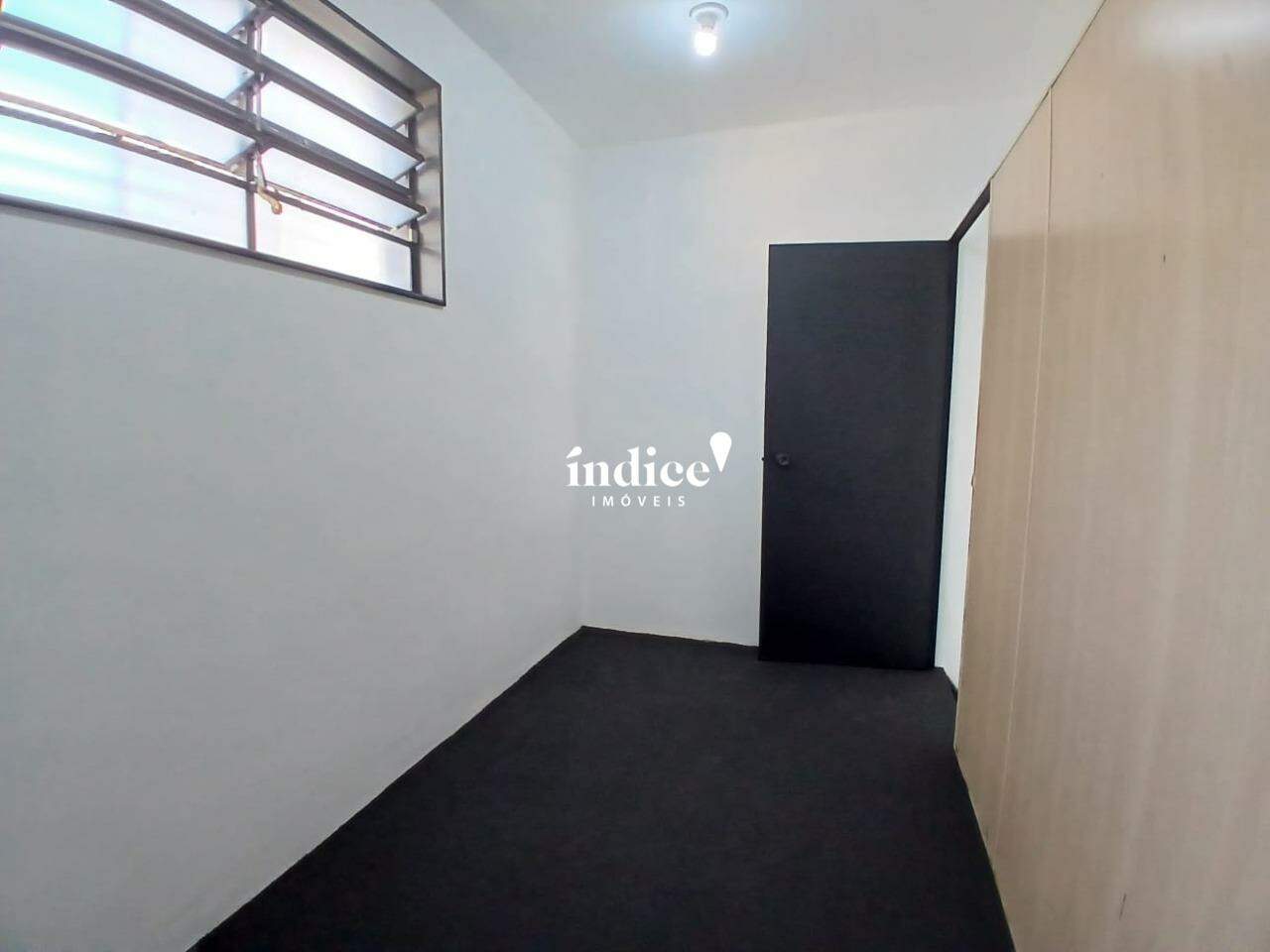 Salão Comercial para para aluguel no Centro na cidade de Ribeirão Preto: 
