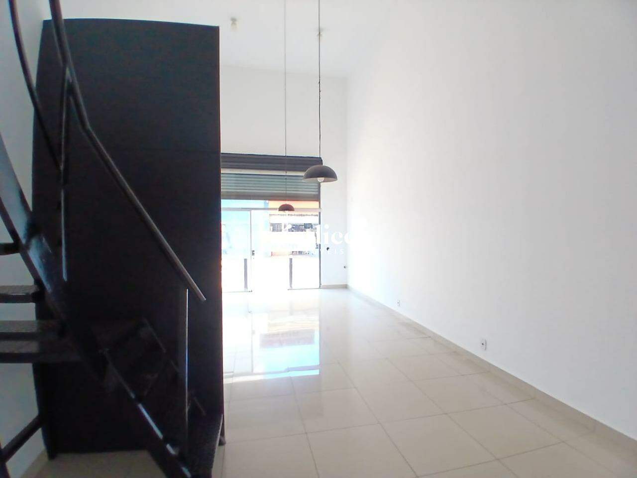 Salão Comercial para para aluguel no Centro na cidade de Ribeirão Preto: 