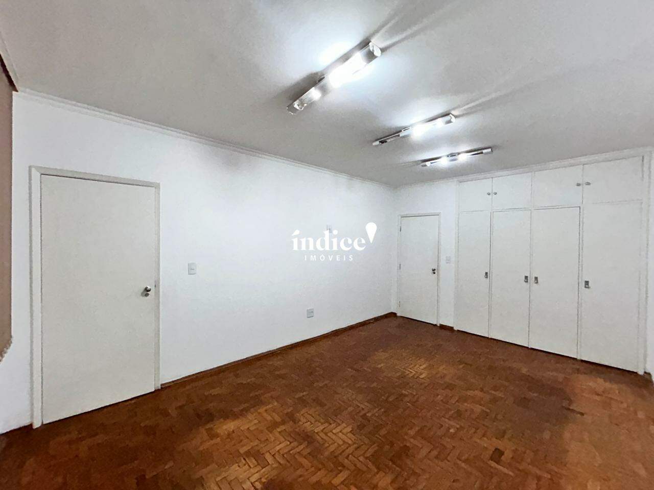 Casa Comercial para para aluguel no Alto da Boa Vista na cidade de Ribeirão Preto: 