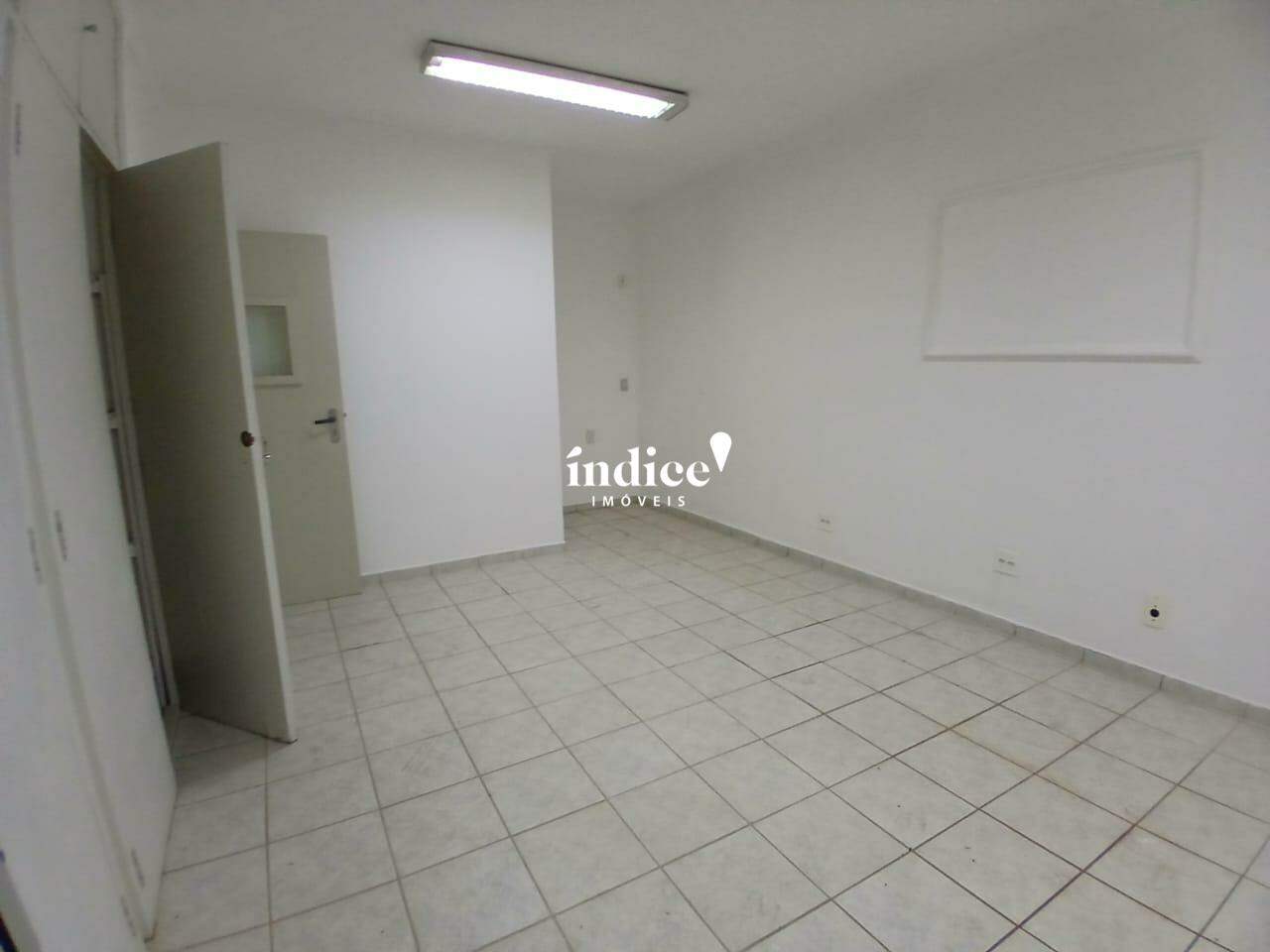 Casa Comercial para para aluguel no Jardim América na cidade de Ribeirão Preto: 