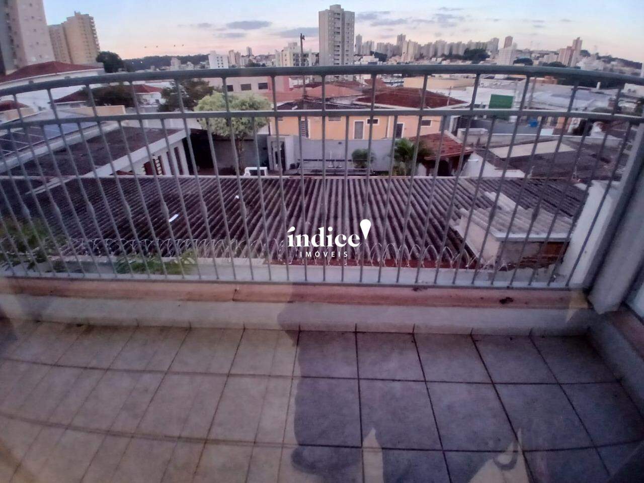 Casa Comercial para para aluguel no Jardim América na cidade de Ribeirão Preto: 