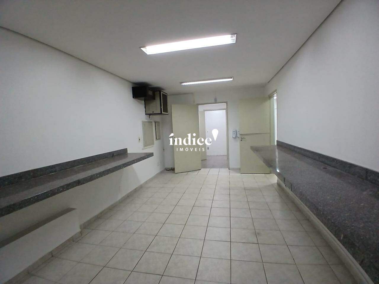 Casa Comercial para para aluguel no Jardim América na cidade de Ribeirão Preto: 