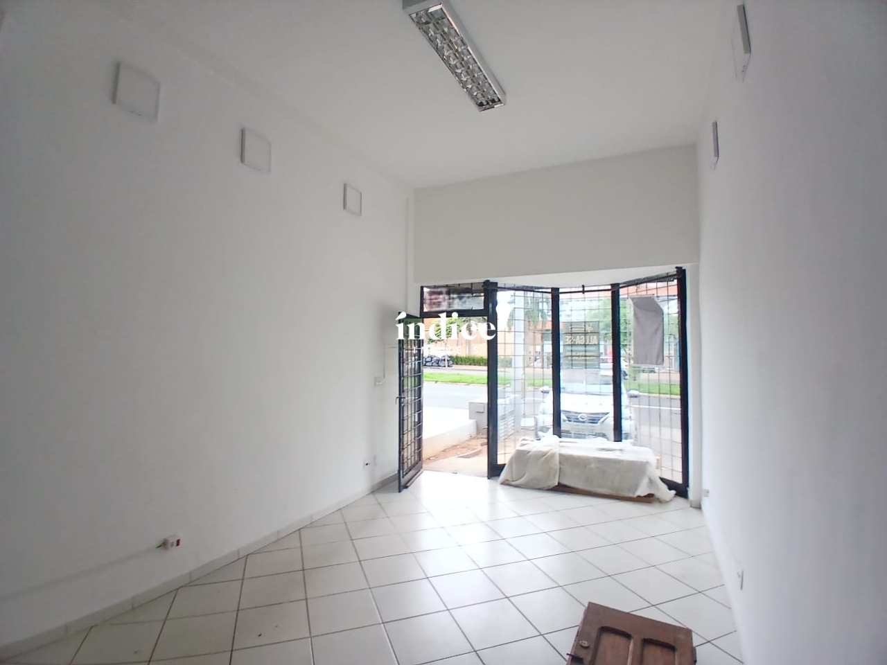 Salão Comercial para para aluguel no Jardim Califórnia na cidade de Ribeirão Preto: 