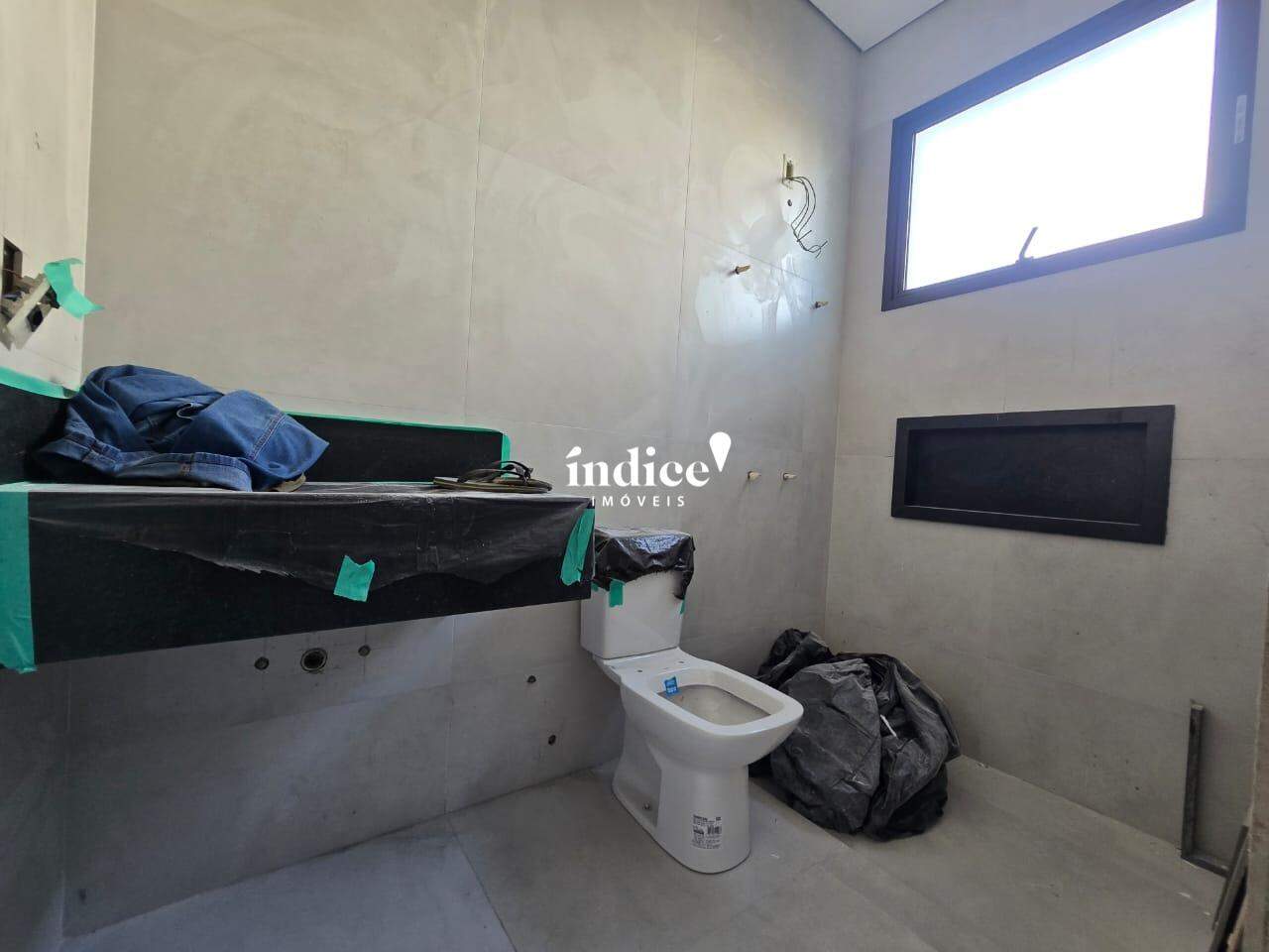 Casas Condomínio para à venda no Vila do Golf na cidade de Ribeirão Preto: 