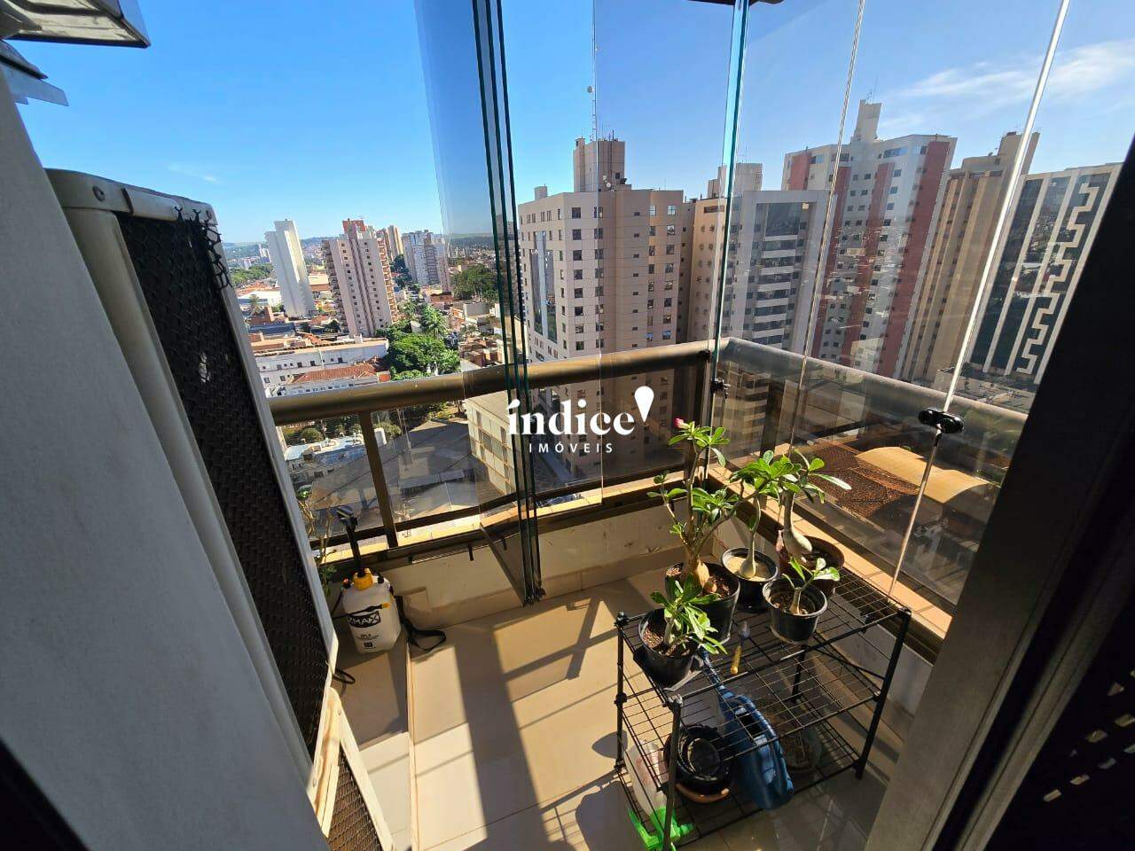 Apartamento para à venda no Centro na cidade de Ribeirão Preto: