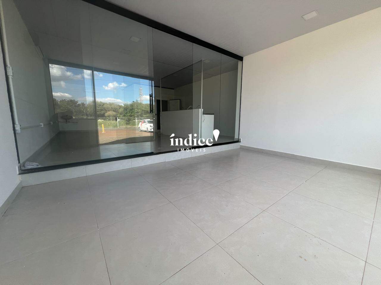 Salão Comercial para para aluguel no Ribeirânia na cidade de Ribeirão Preto: 