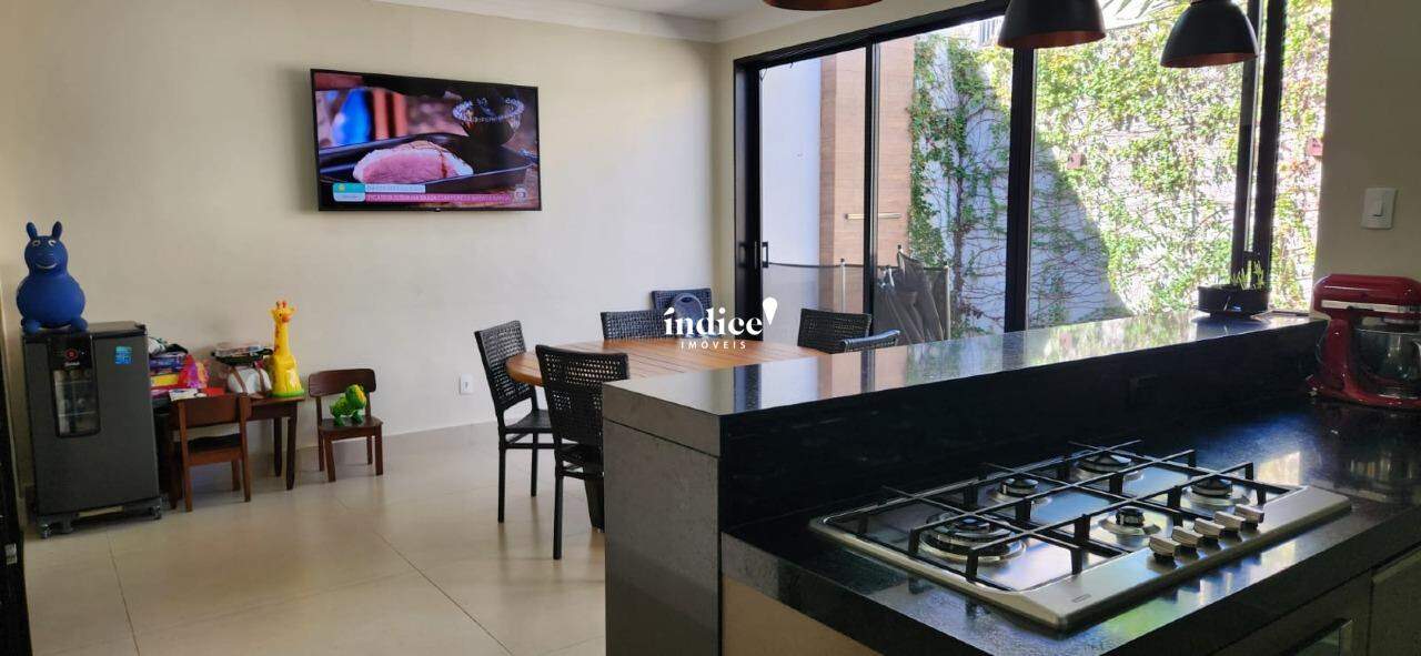 Casas Condomínio para à venda no Vila do Golf na cidade de Ribeirão Preto: 