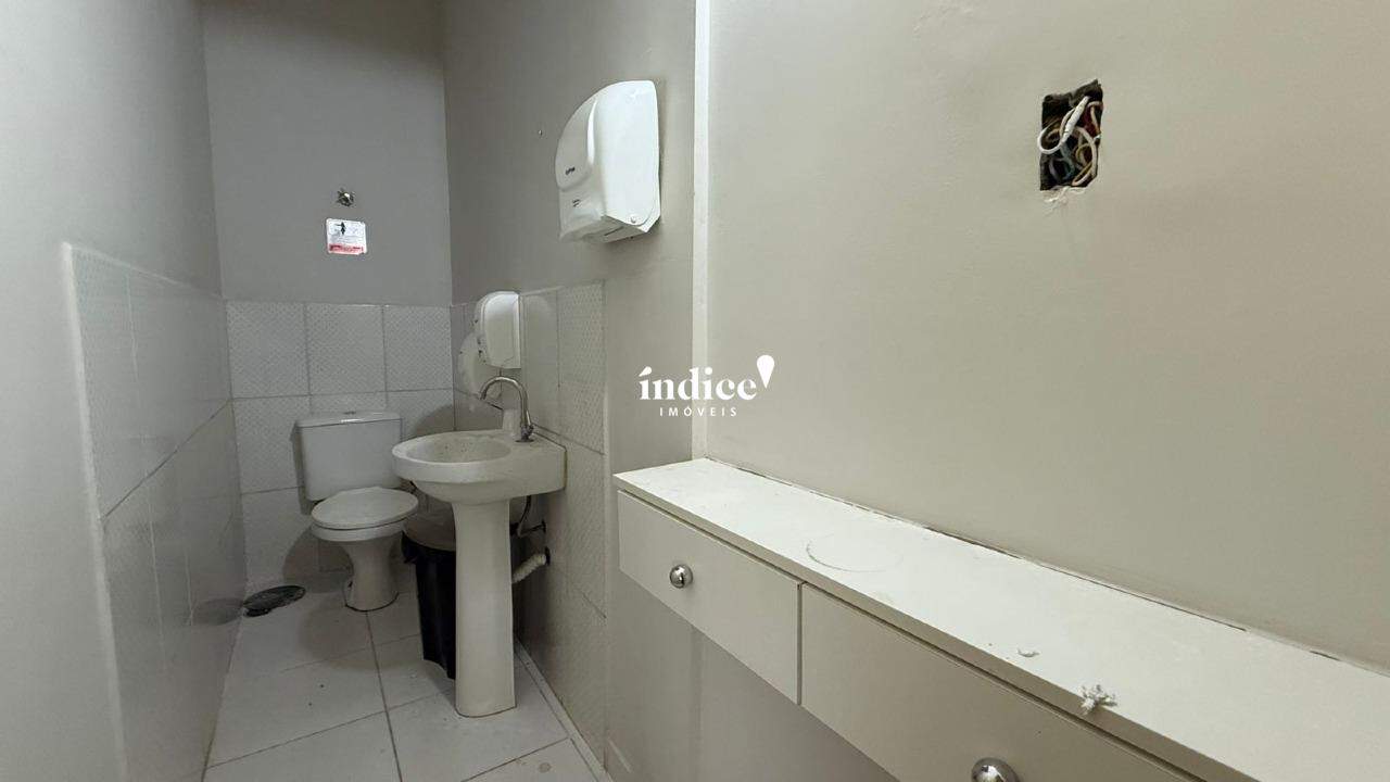 Salão Comercial para para aluguel no Jardim Sumaré na cidade de Ribeirão Preto: 