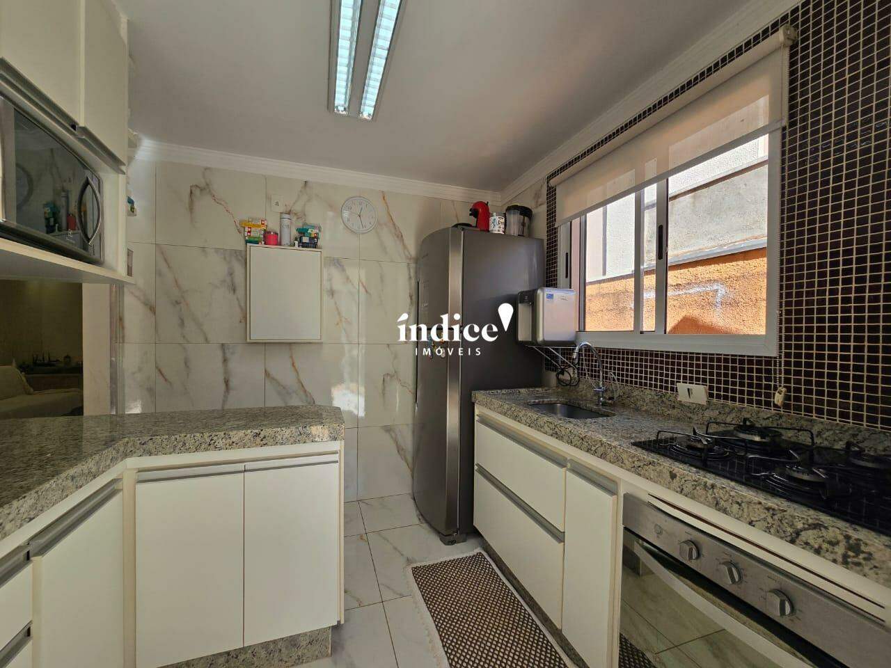 Casas Condomínio para à venda no Vila do Golf na cidade de Ribeirão Preto: 