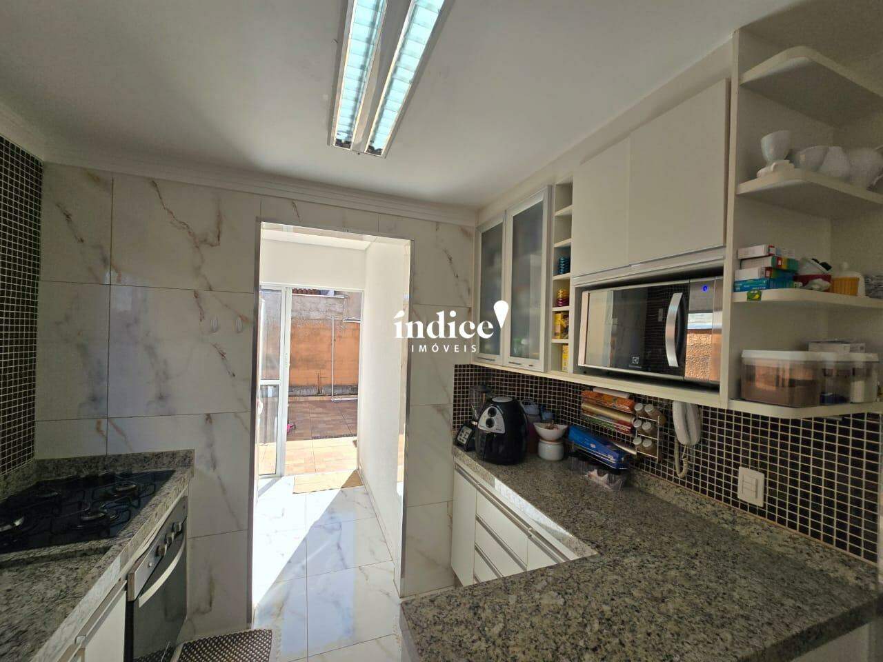 Casas Condomínio para à venda no Vila do Golf na cidade de Ribeirão Preto: 