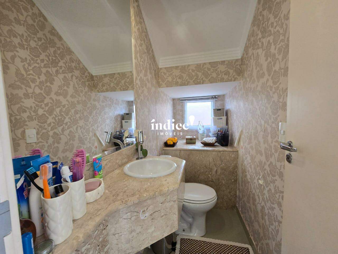 Casas Condomínio para à venda no Vila do Golf na cidade de Ribeirão Preto: 