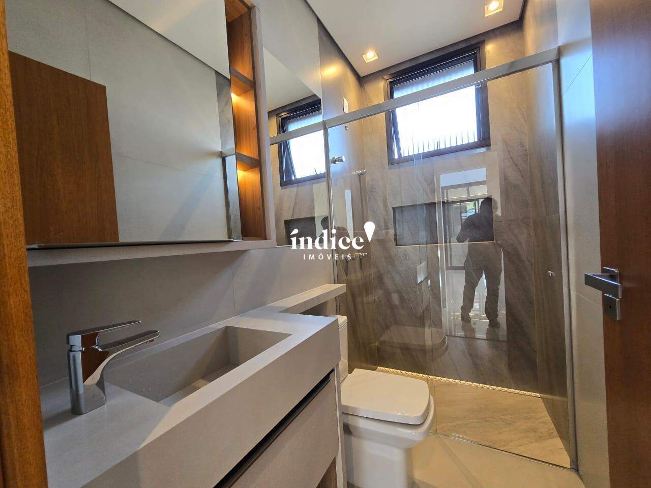 Casas Condomínio para à venda no Vila do Golf na cidade de Ribeirão Preto: 
