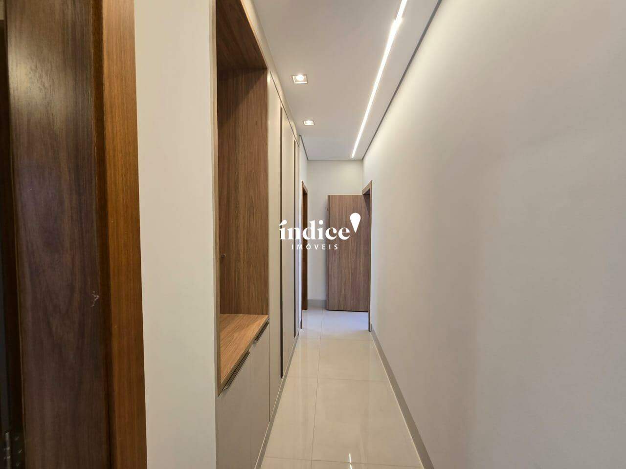 Casas Condomínio para à venda no Vila do Golf na cidade de Ribeirão Preto: 