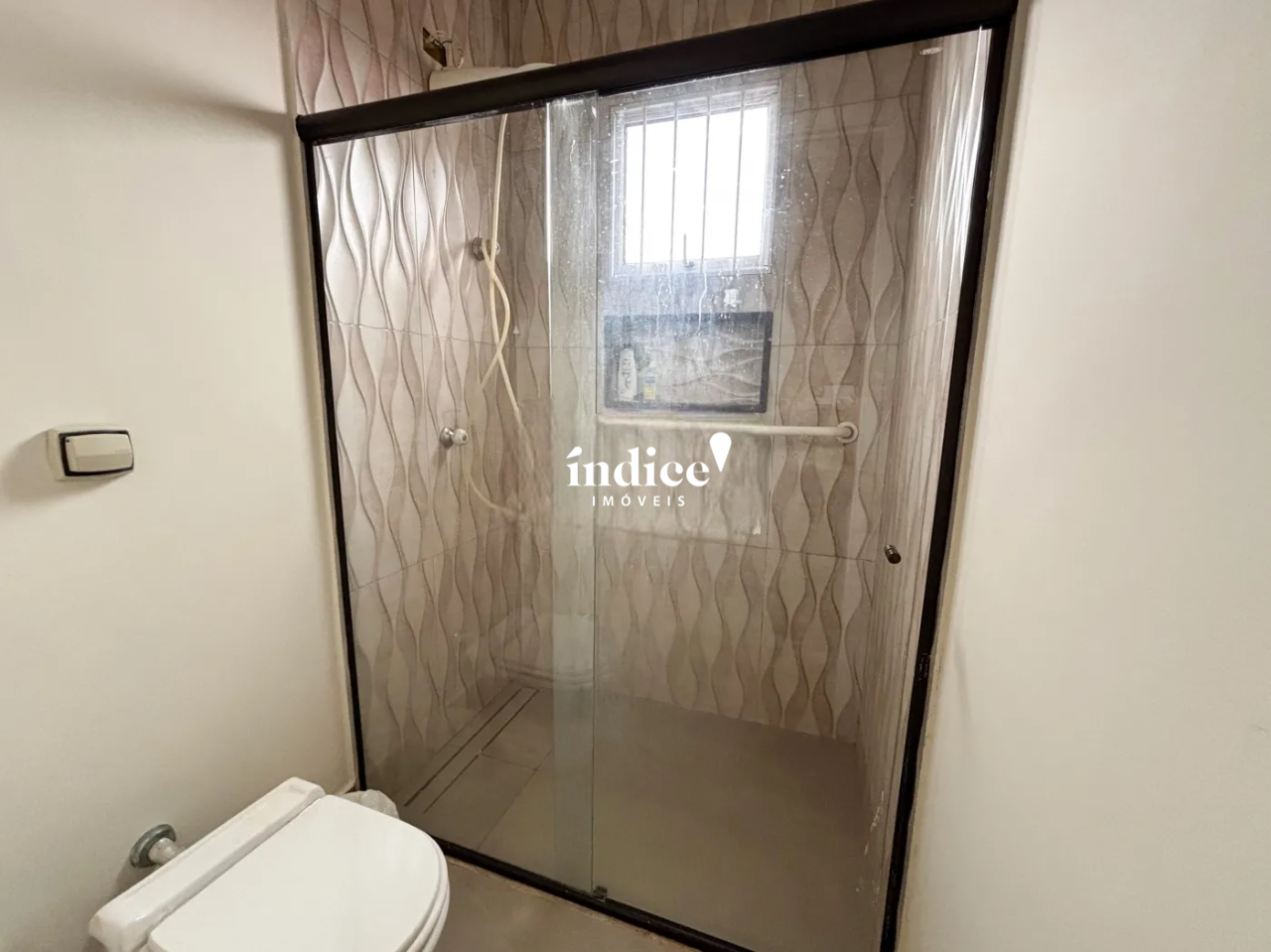 Casas Condomínio para para aluguel no Vila do Golf na cidade de Ribeirão Preto: 