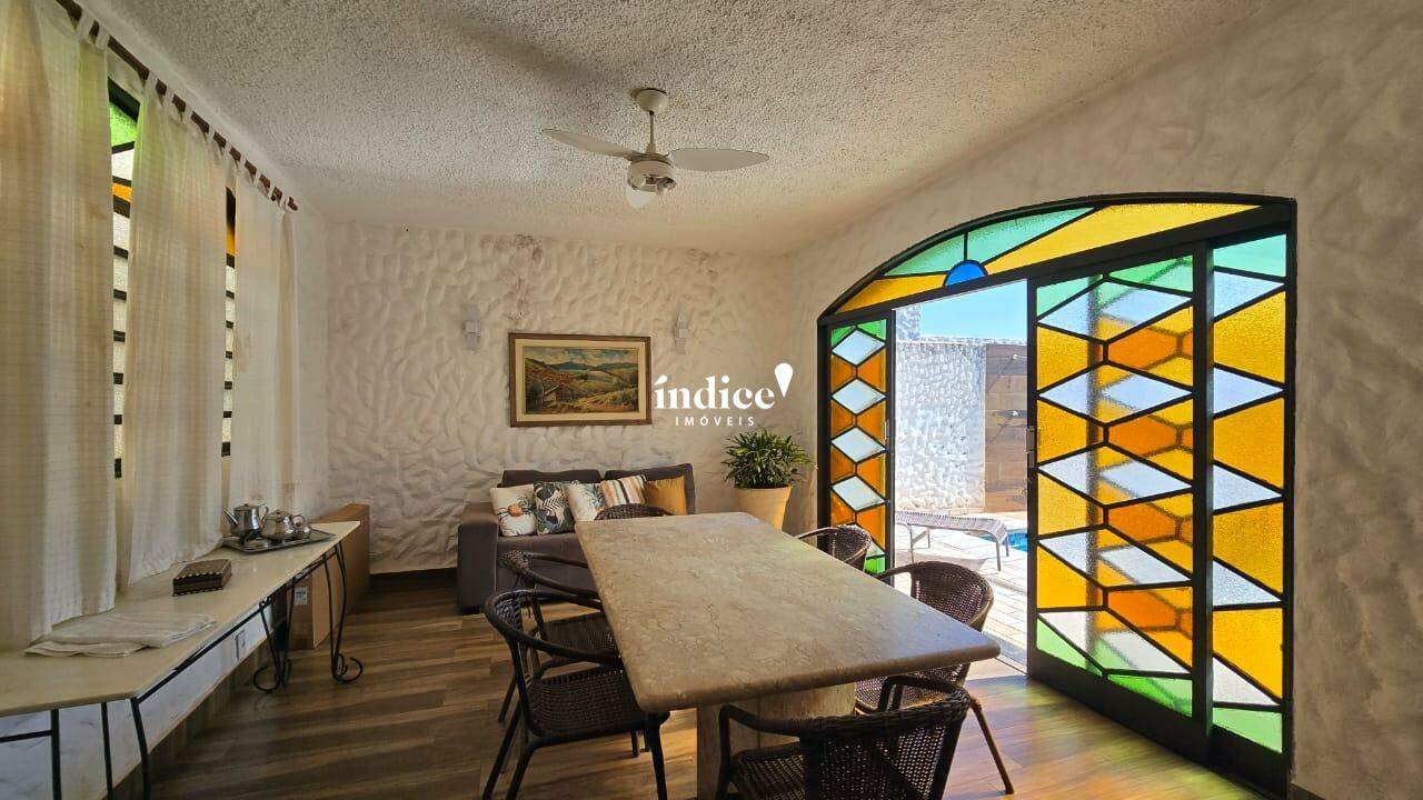 Casas para à venda no Ribeirânia na cidade de Ribeirão Preto: 