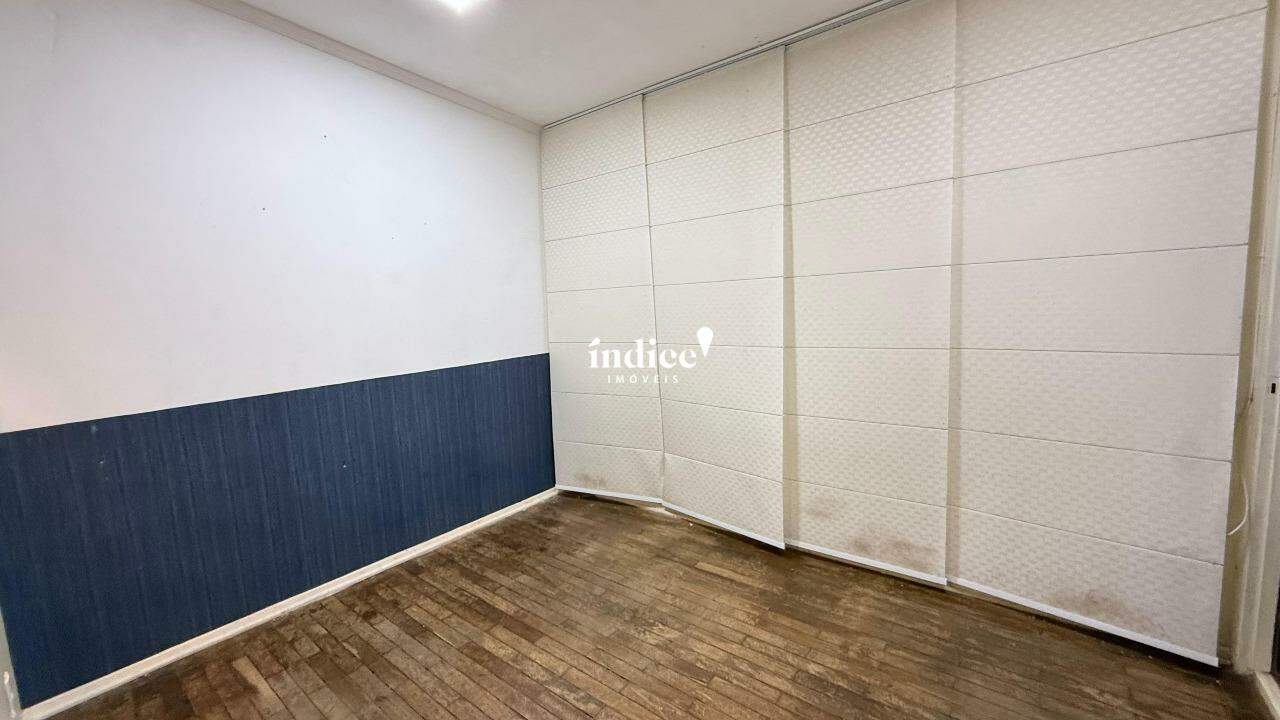 Salão Comercial para para aluguel no Centro na cidade de Ribeirão Preto: