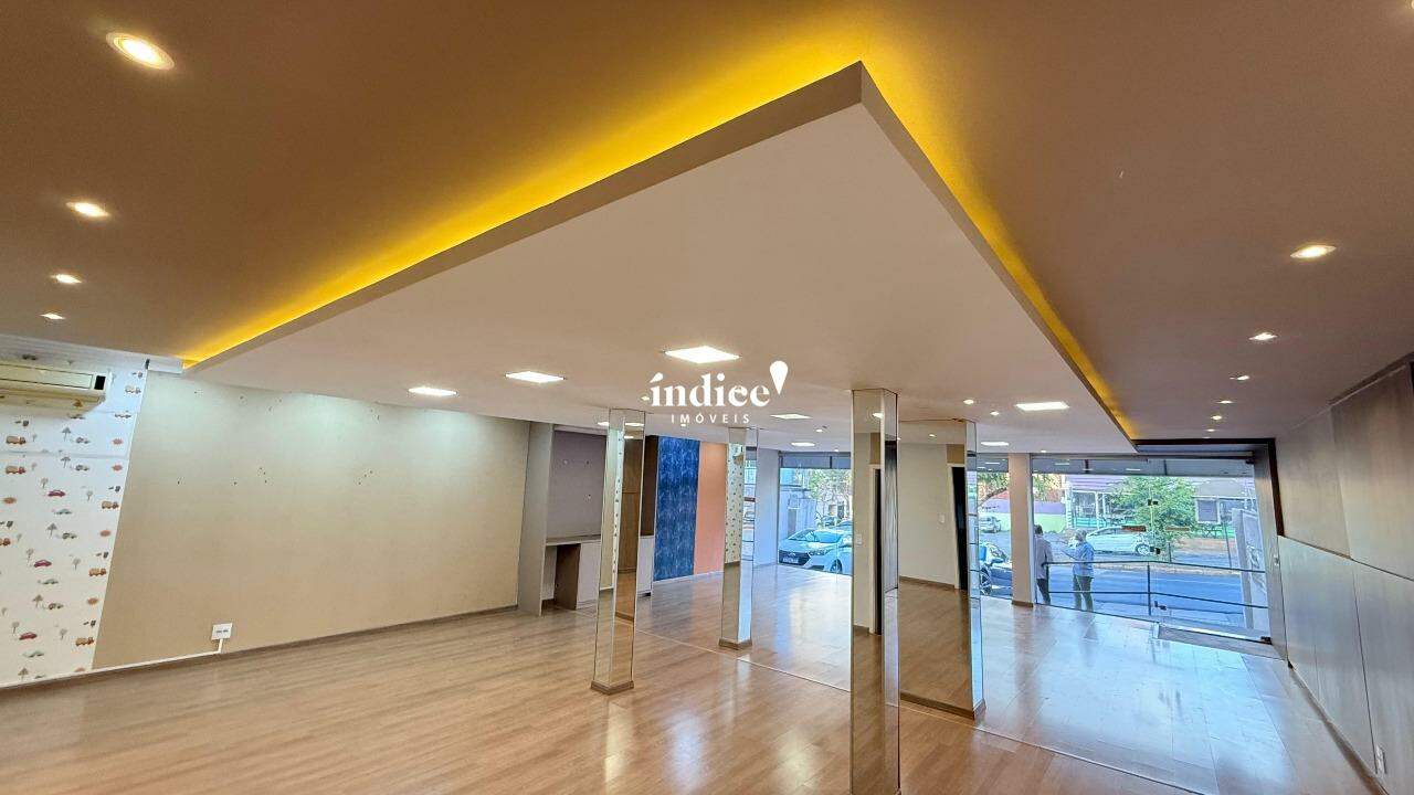 Salão Comercial para para aluguel no Centro na cidade de Ribeirão Preto: 