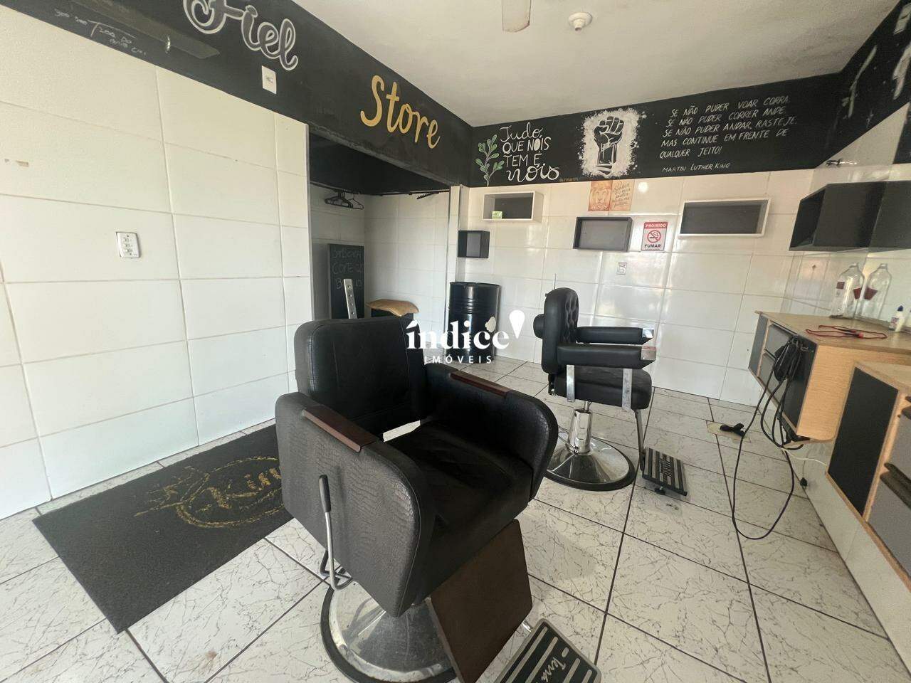 Salão Comercial para para aluguel no Ipiranga na cidade de Ribeirão Preto: 