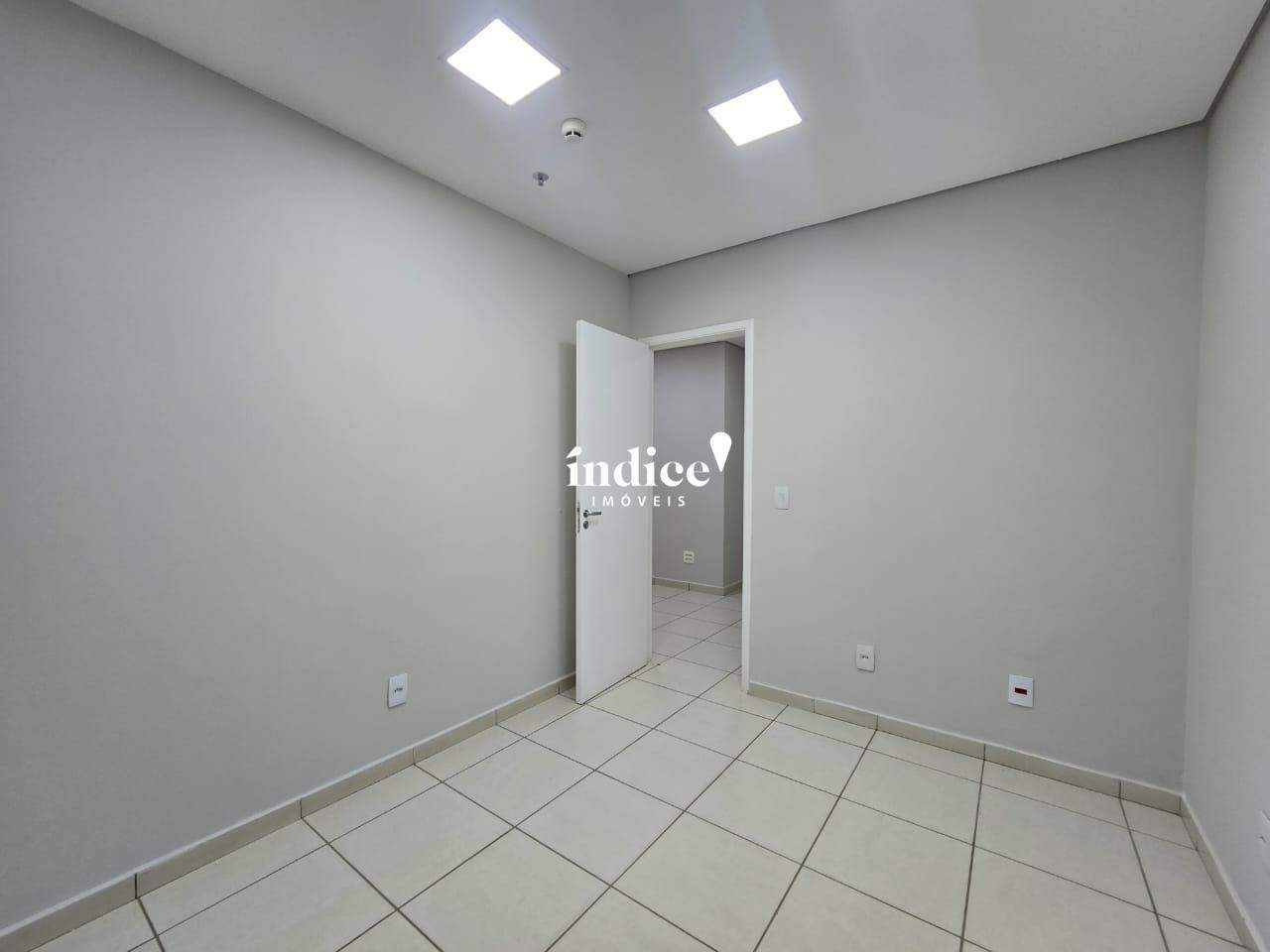 Sala Comercial para para aluguel no Condomínio Itamaraty na cidade de Ribeirão Preto: 