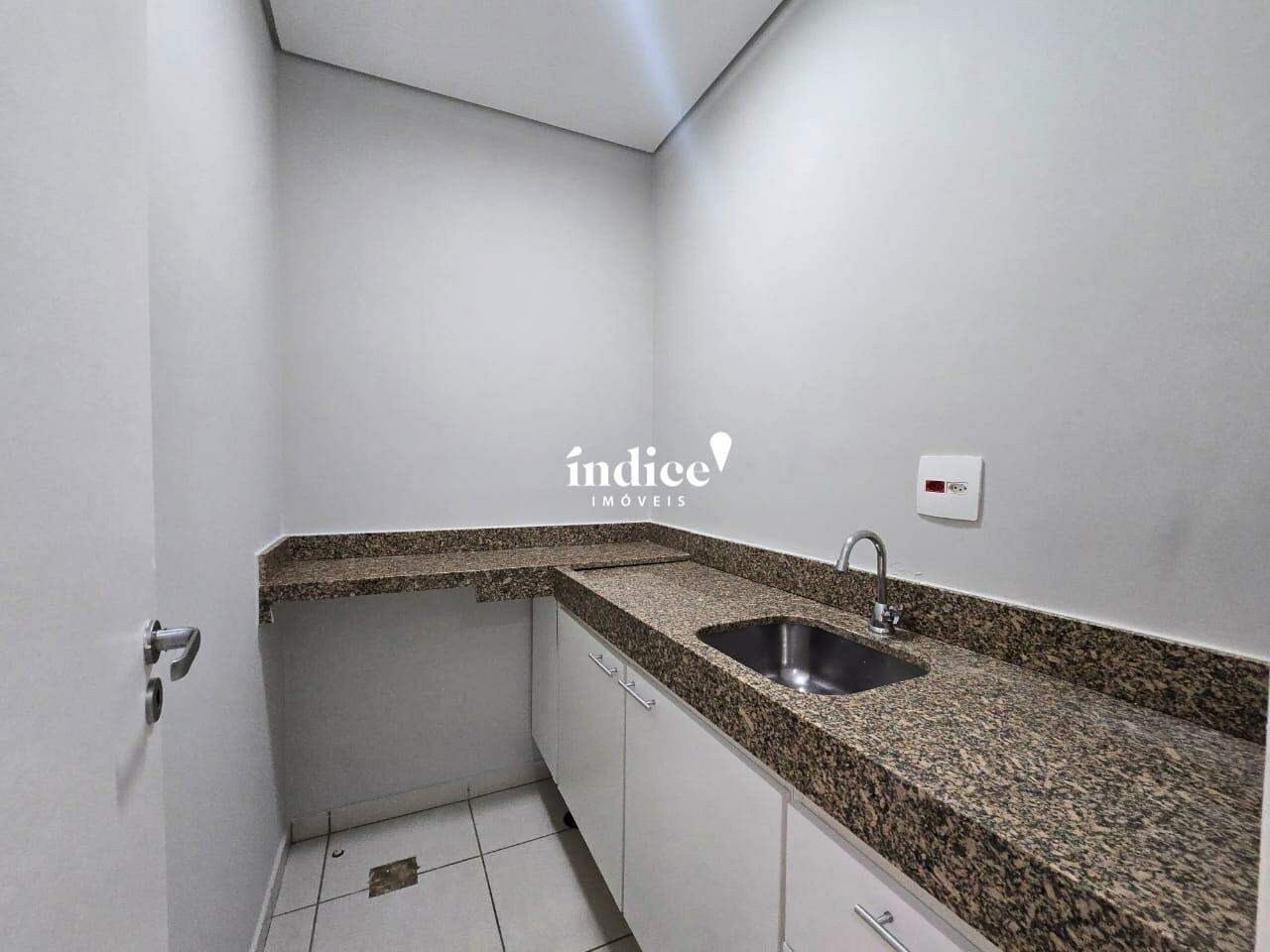 Sala Comercial para para aluguel no Condomínio Itamaraty na cidade de Ribeirão Preto: 
