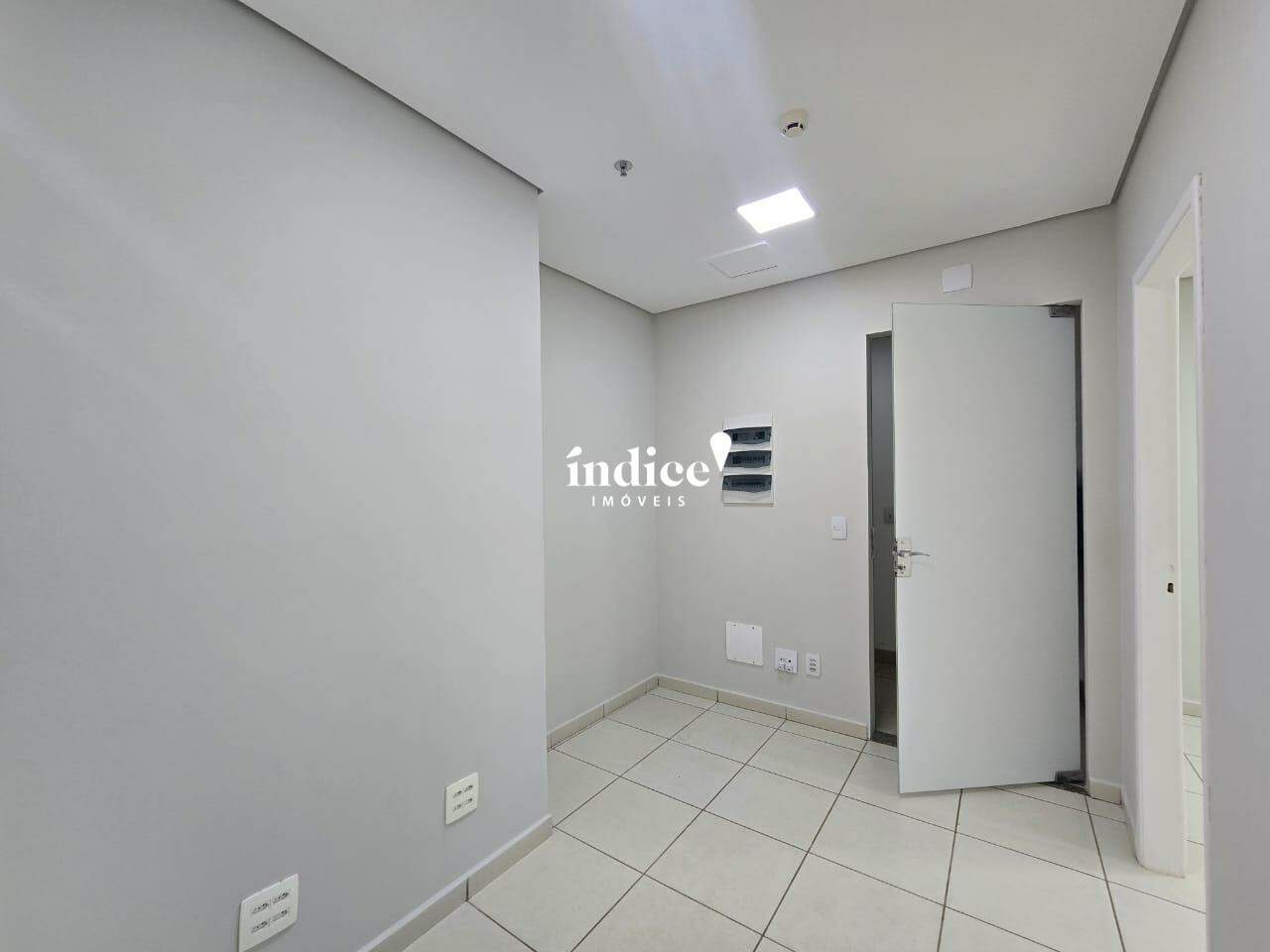 Sala Comercial para para aluguel no Condomínio Itamaraty na cidade de Ribeirão Preto: 