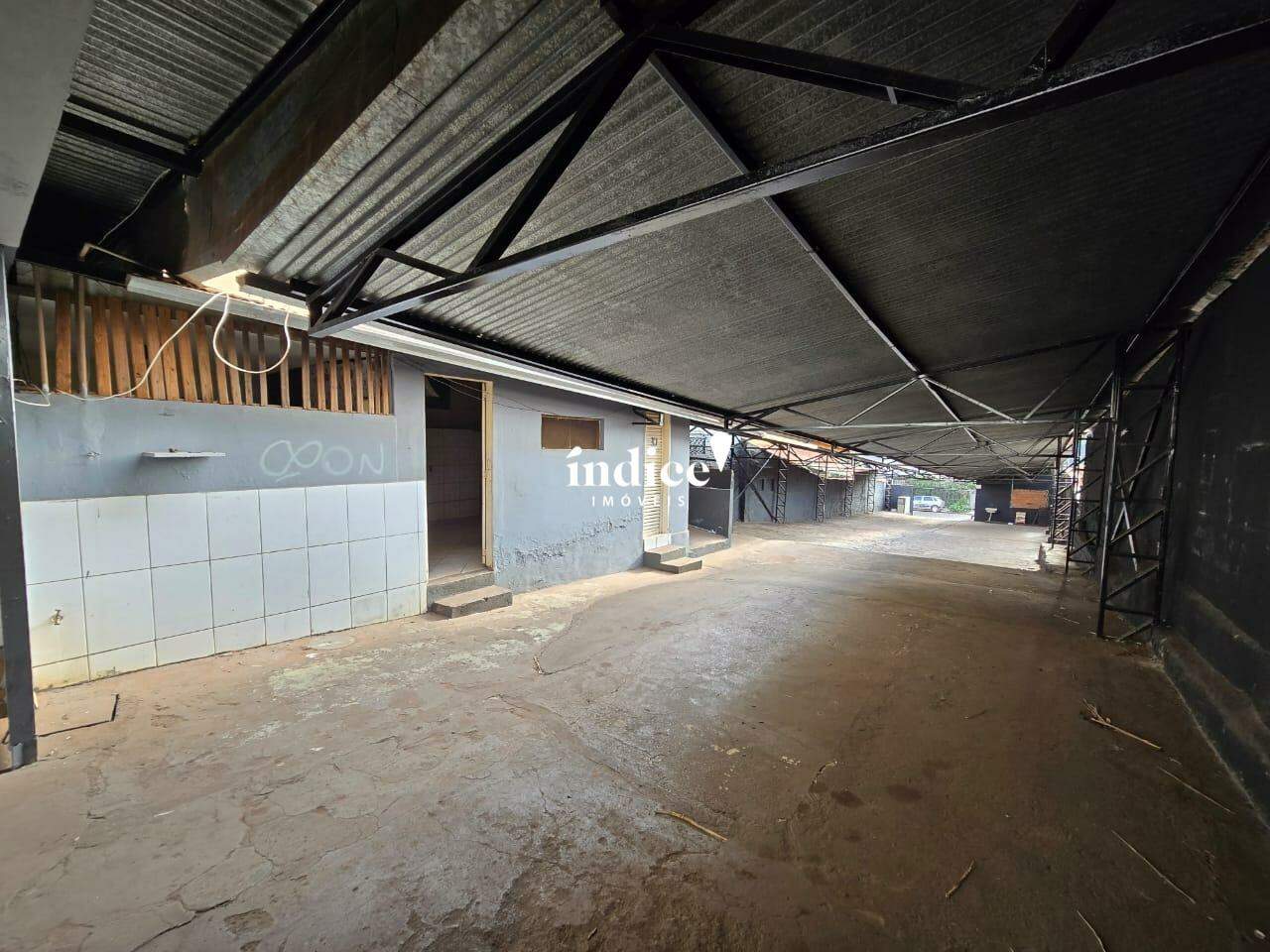Galpão Comercial para para aluguel no Santa Cruz do José Jacques na cidade de Ribeirão Preto: 