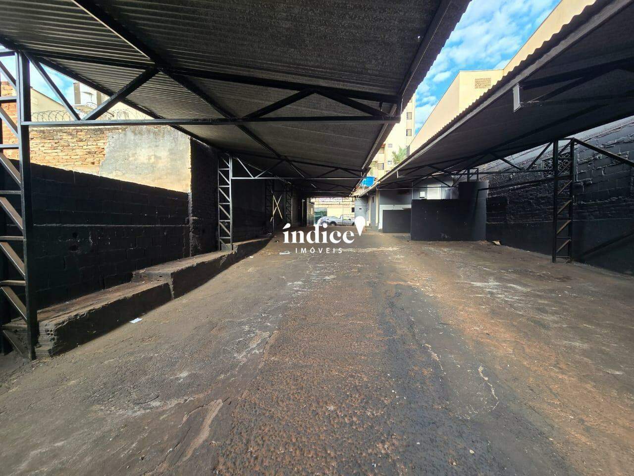 Galpão Comercial para para aluguel no Santa Cruz do José Jacques na cidade de Ribeirão Preto: 
