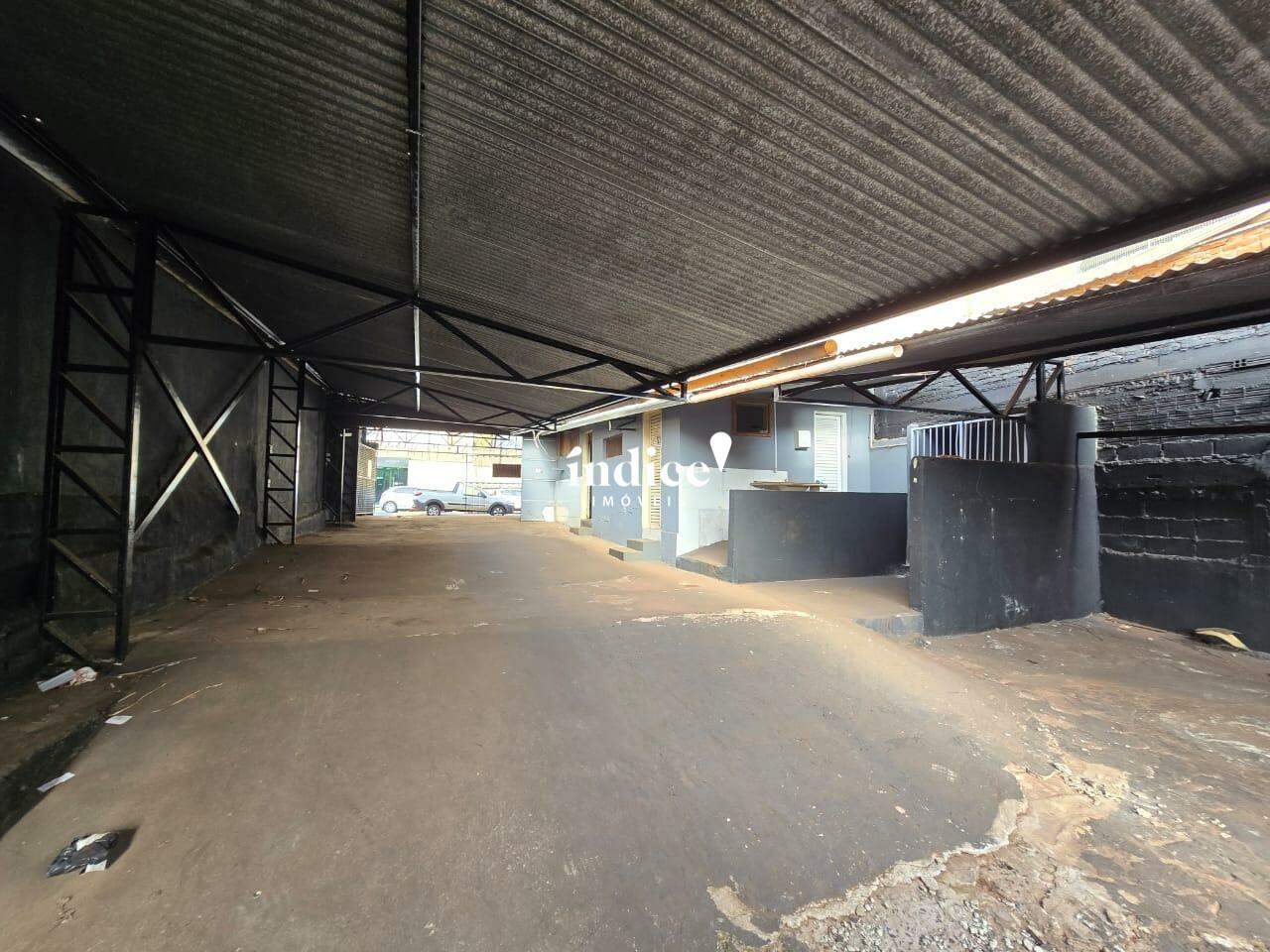 Galpão Comercial para para aluguel no Santa Cruz do José Jacques na cidade de Ribeirão Preto: 