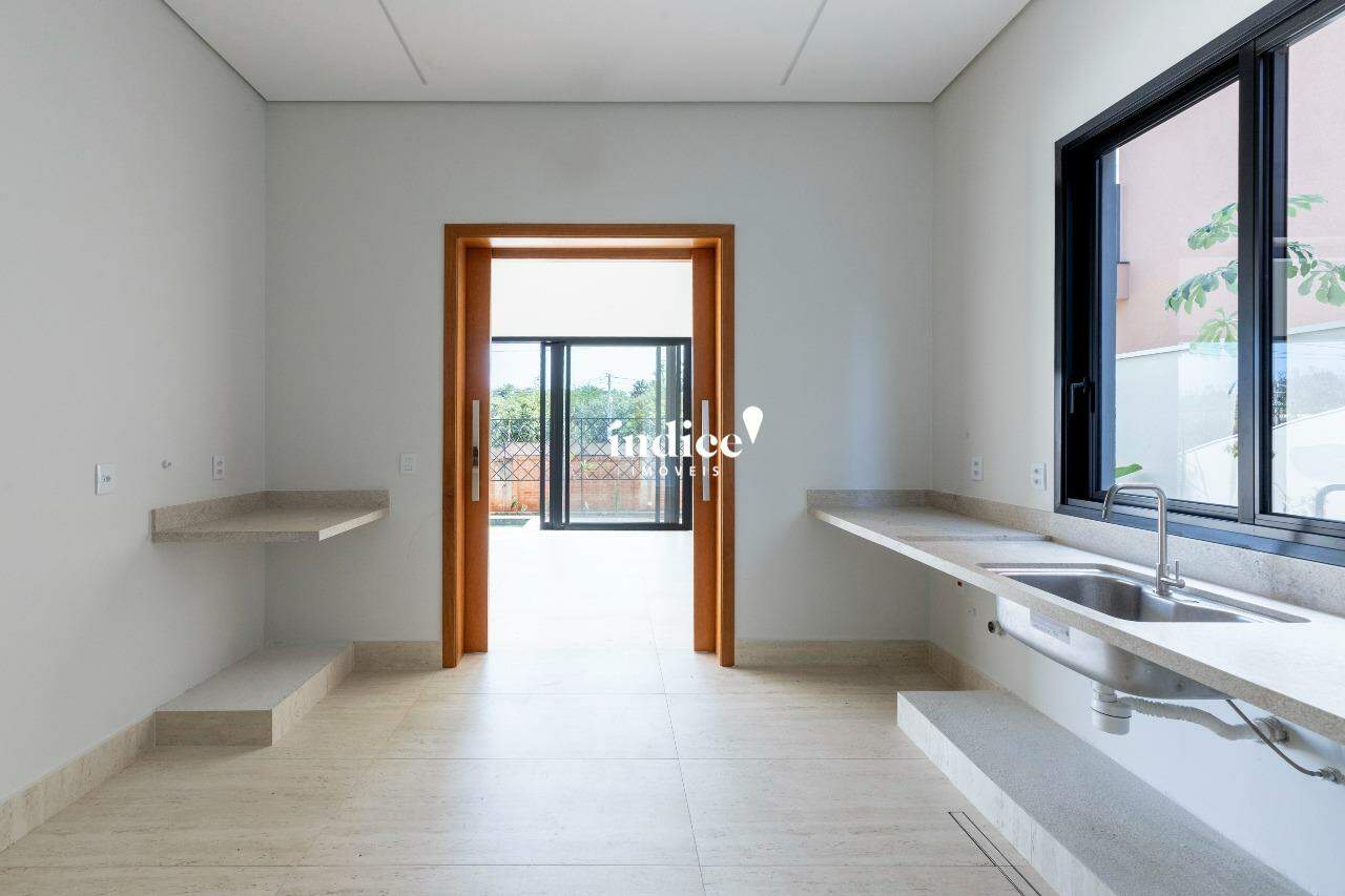 Casas Condomínio para à venda no Vila do Golf na cidade de Ribeirão Preto: 