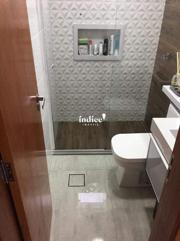 Casas Condomínio para à venda no Jardim Guaporé na cidade de Ribeirão Preto: 