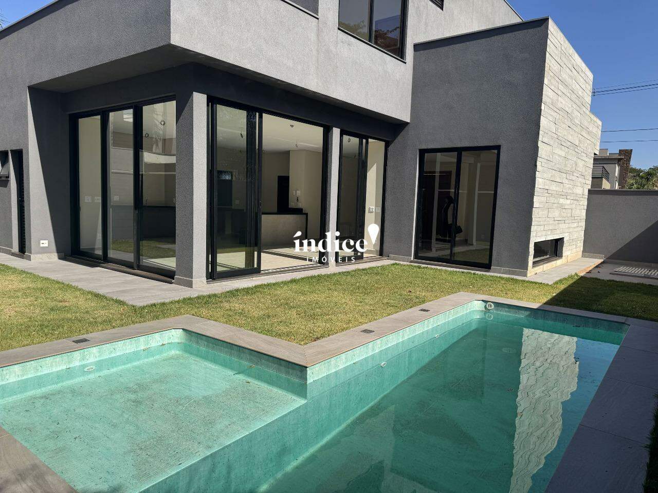 Casas Condomínio para à venda no Jardim Guaporé na cidade de Ribeirão Preto: 