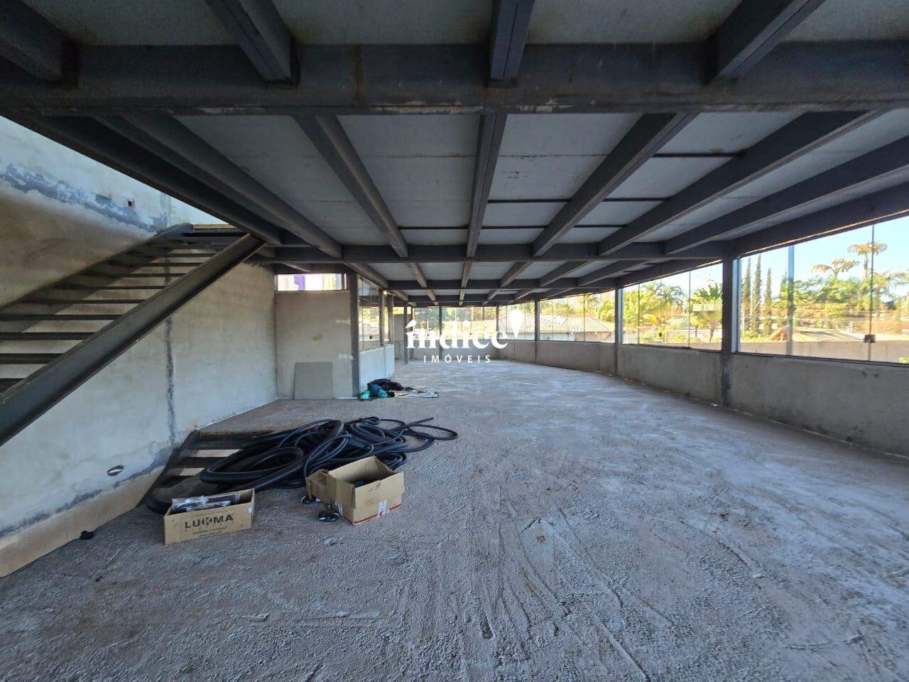 Salão Comercial para para aluguel no Jardim Canadá na cidade de Ribeirão Preto: 