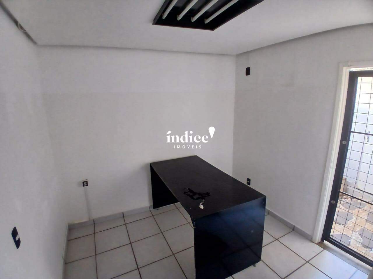 Casa Comercial para para aluguel no Jardim América na cidade de Ribeirão Preto: 
