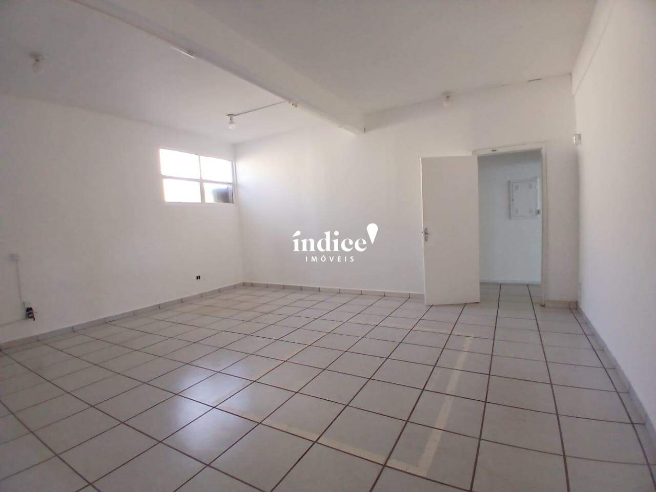 Casa Comercial para para aluguel no Jardim América na cidade de Ribeirão Preto: 