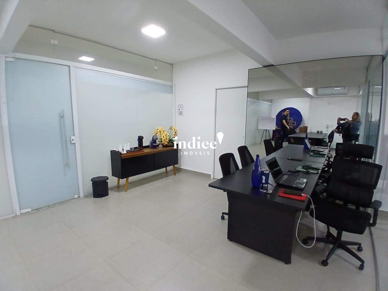 Sala Comercial para à venda no Jardim Botânico na cidade de Ribeirão Preto: 