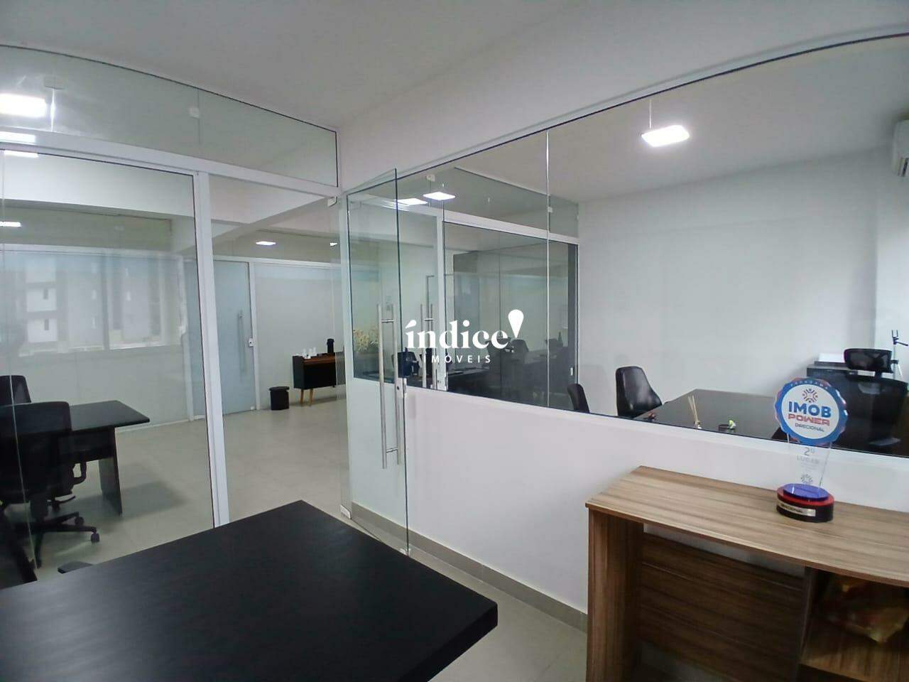 Sala Comercial para à venda no Jardim Botânico na cidade de Ribeirão Preto: 