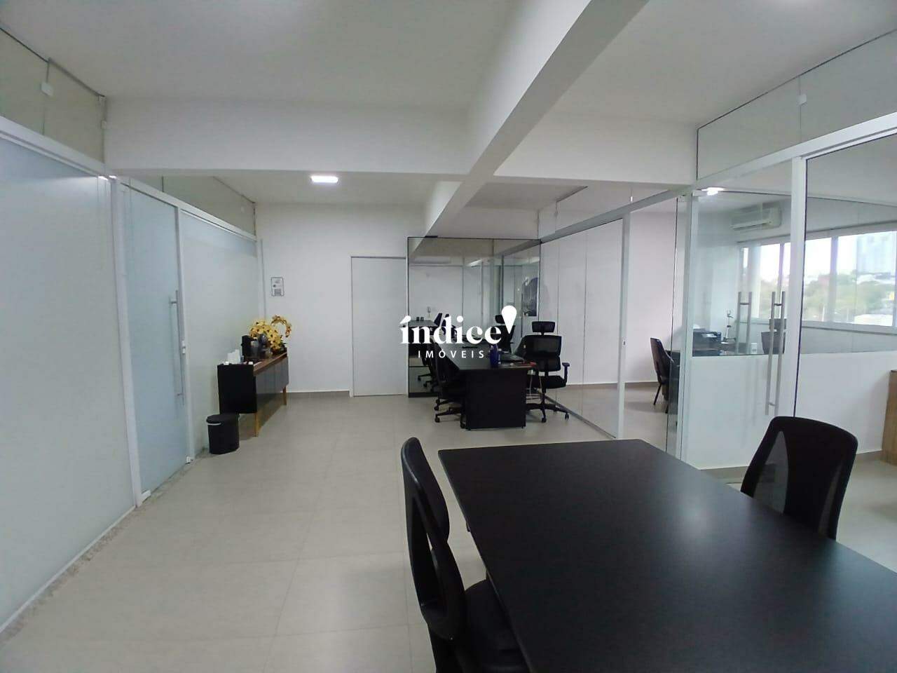 Sala Comercial para à venda no Jardim Botânico na cidade de Ribeirão Preto: 