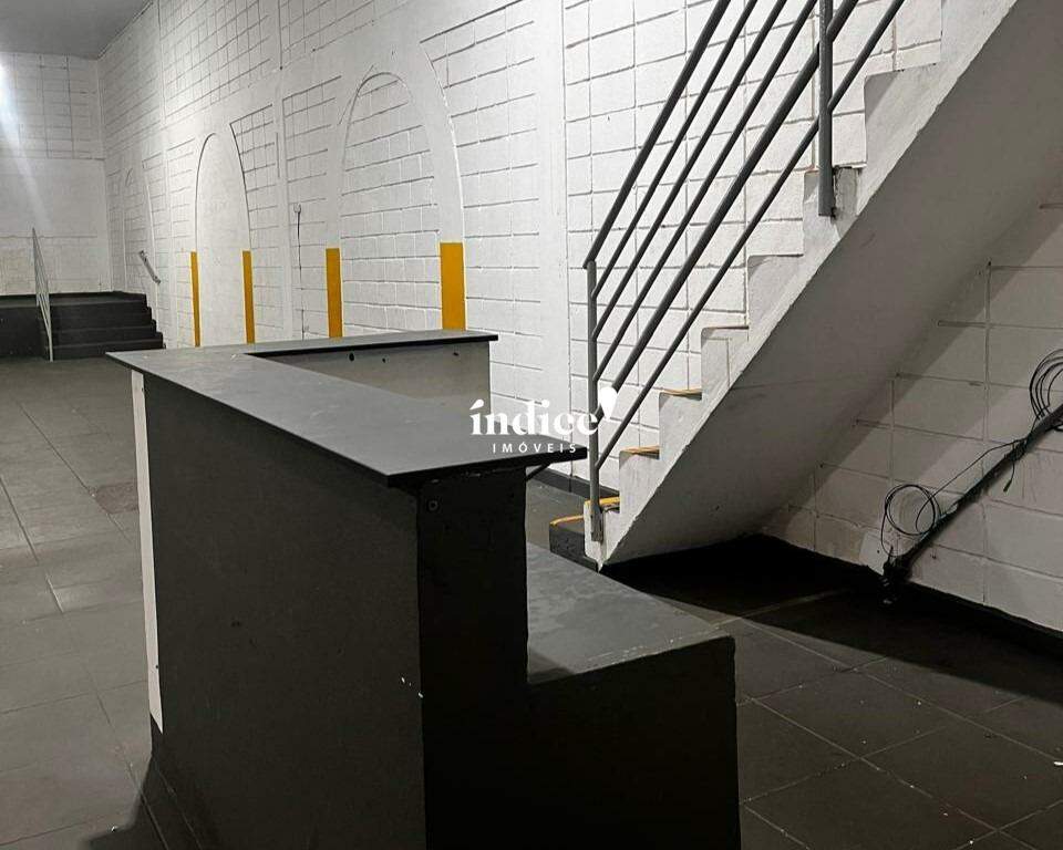 Galpão Comercial para para aluguel no Parque Anhangüera na cidade de Ribeirão Preto: 