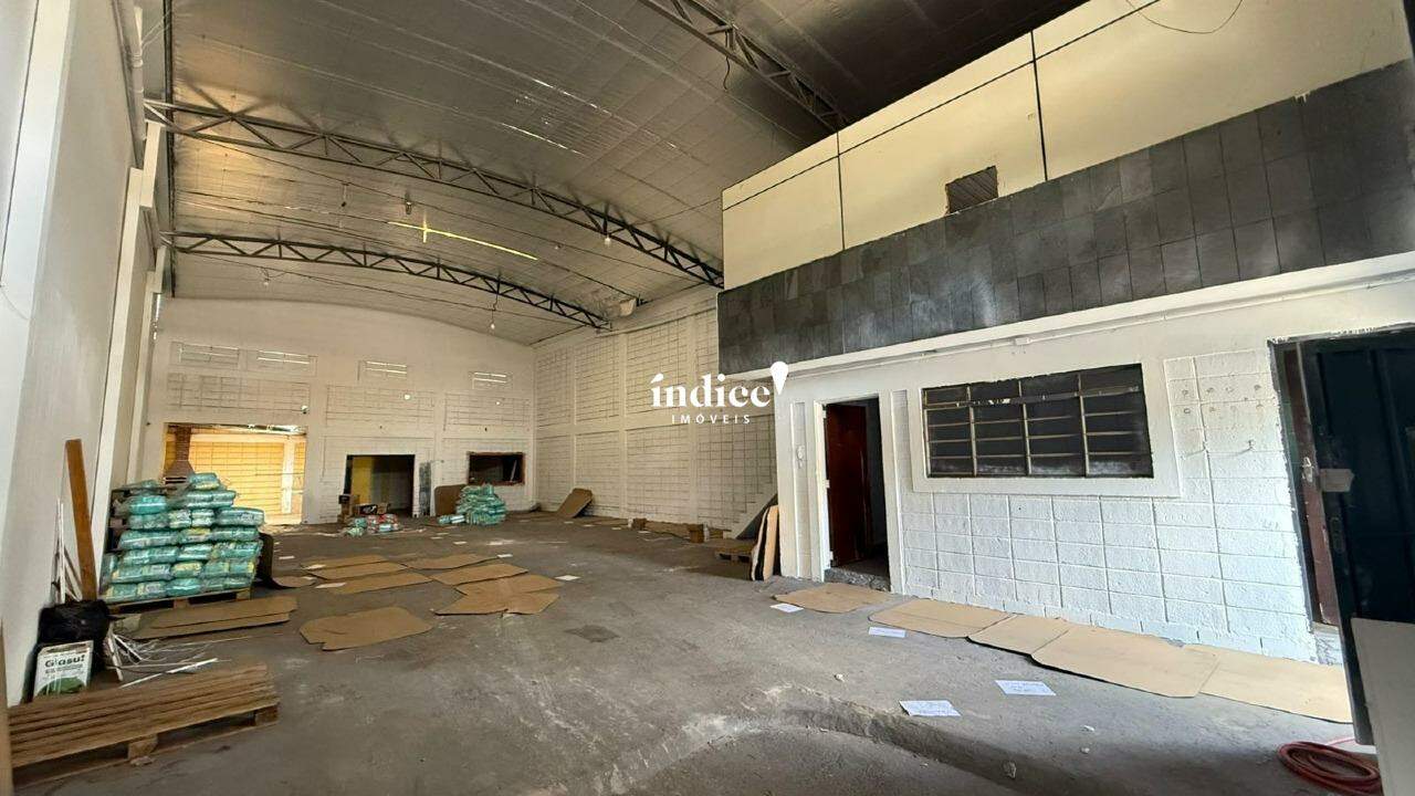 Galpão Comercial para para aluguel no Parque Anhangüera na cidade de Ribeirão Preto: 