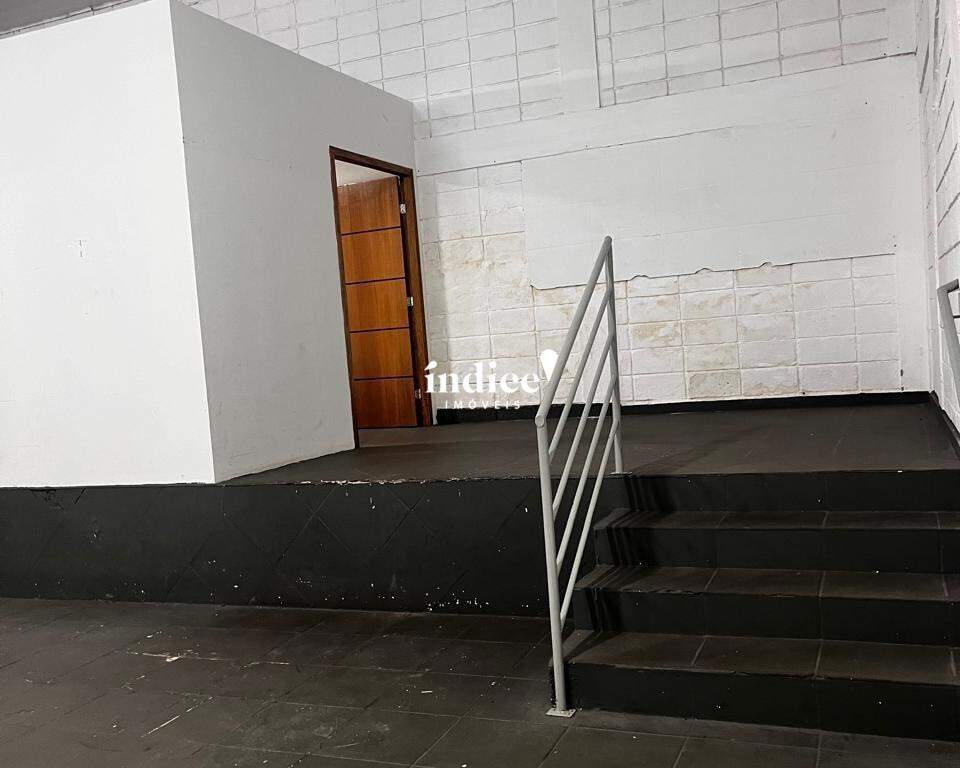 Galpão Comercial para para aluguel no Parque Anhangüera na cidade de Ribeirão Preto: 