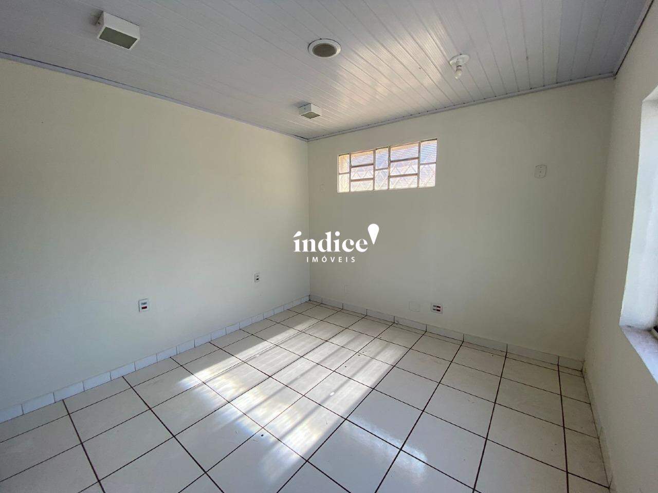 Casa Comercial para para aluguel no Centro na cidade de Ribeirão Preto: 