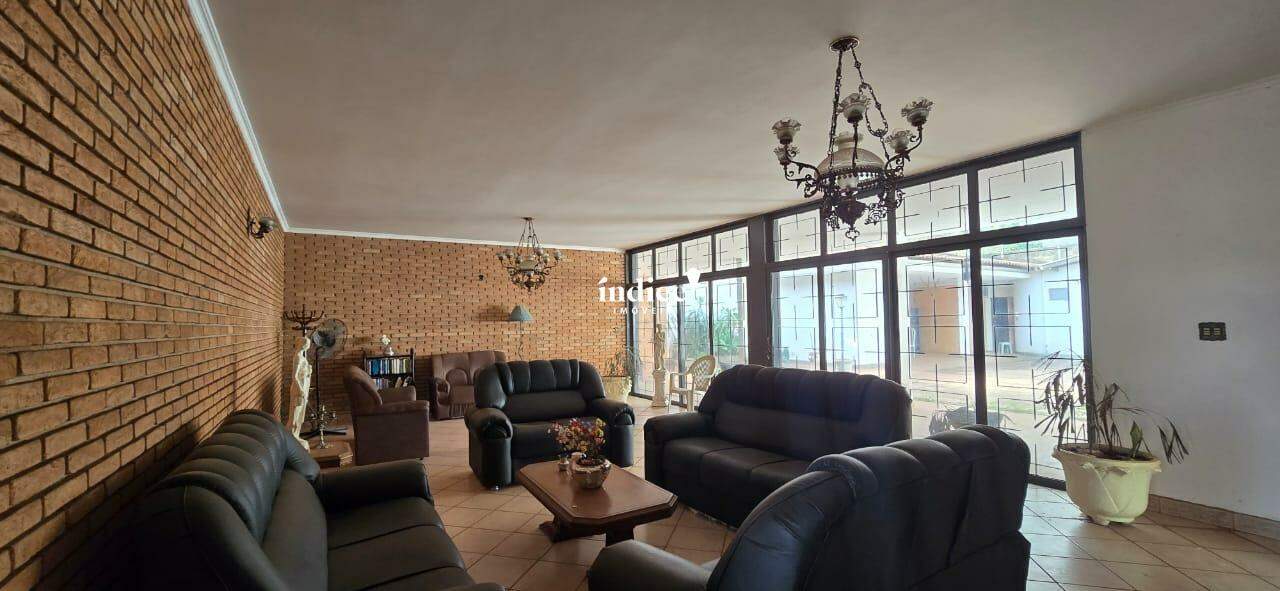 Casas para à venda no Jardim Macedo na cidade de Ribeirão Preto: 